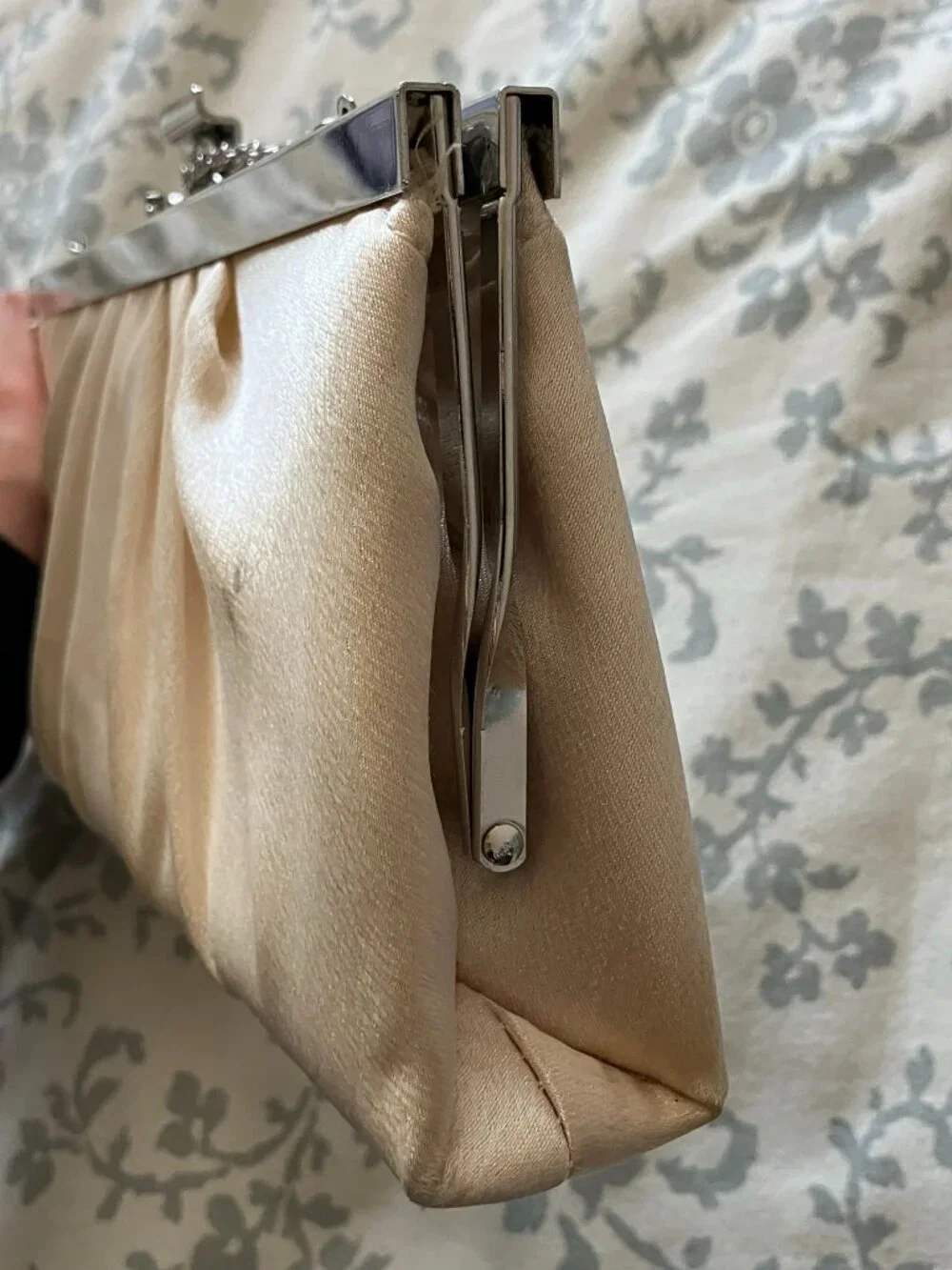 Jessica McClintock Pleated Clutch - Champagne